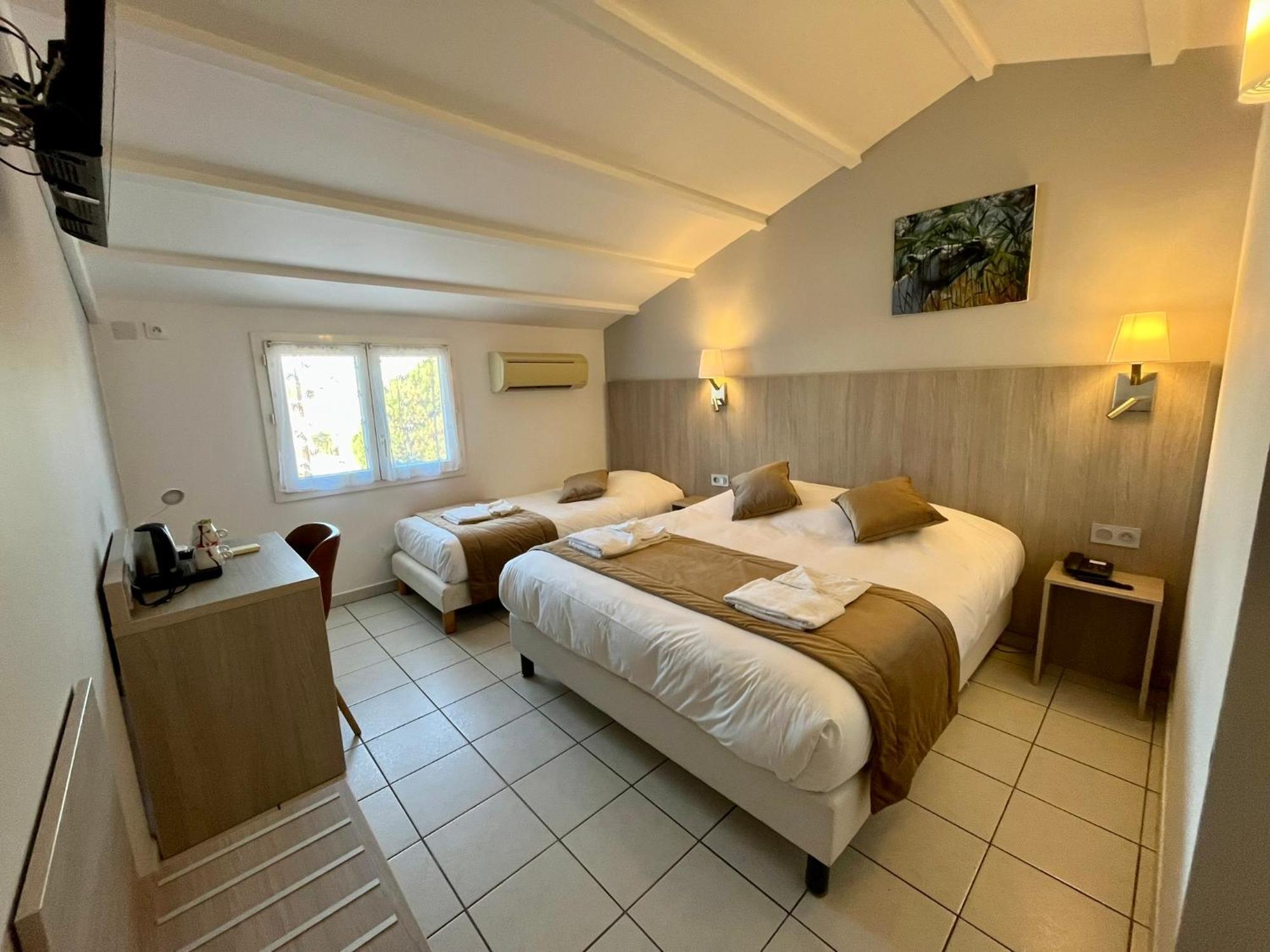 Les Arcades Hotel